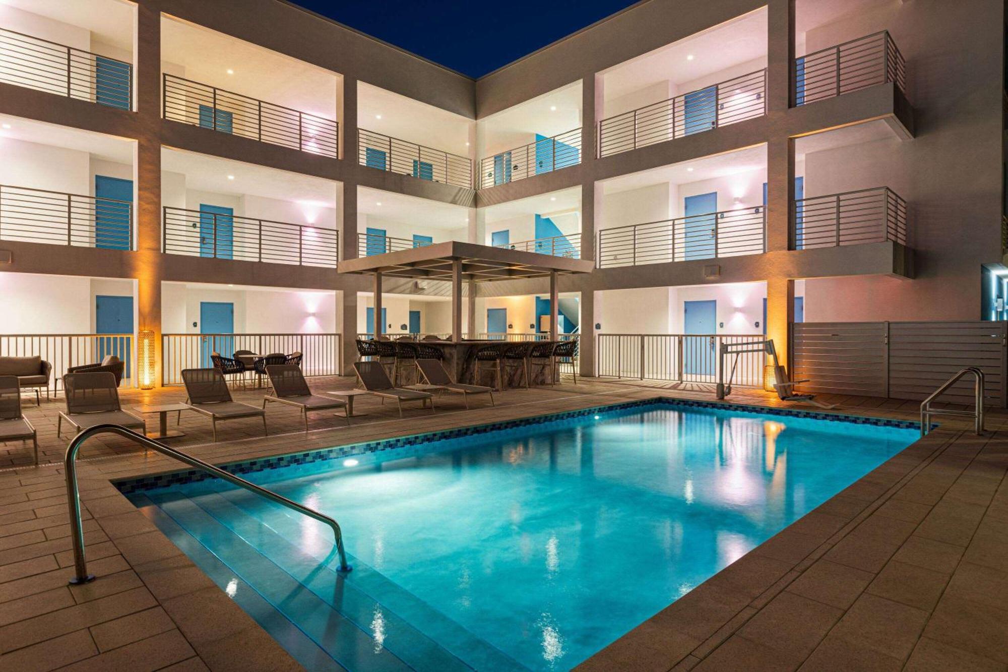 Sea Glass Beach Place, Trademark Collection By Wyndham Lauderdale-by-the-Sea Exterior photo